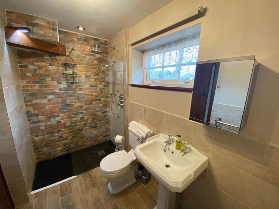 Eco-Friendly Dorset Cottage With Spa Set In Heart Of Countryside Sydling St Nicholas Extérieur photo